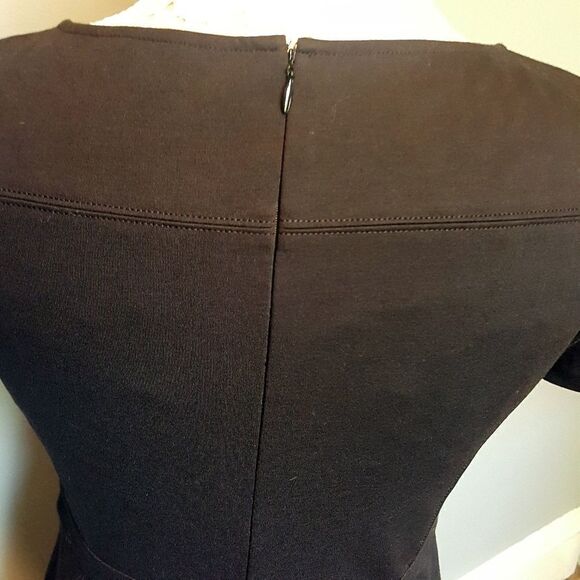 LOFT Fit and Flare Short Sleeve Black Ponte Knit Dress sz4 - Picture 4 of 7